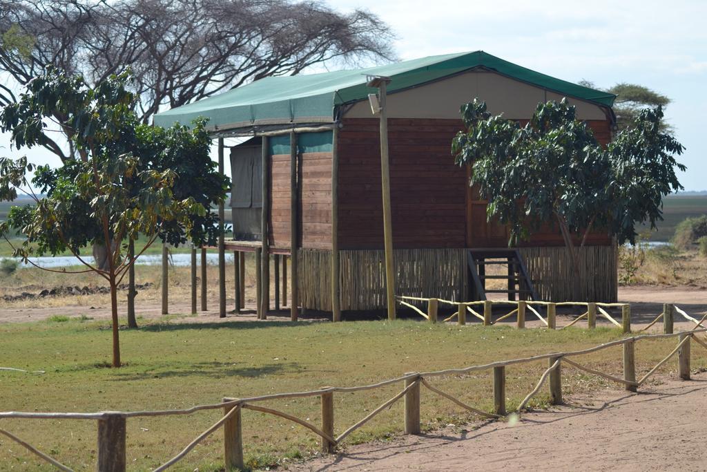 Mwandi View Hotell Kavimba Exteriör bild